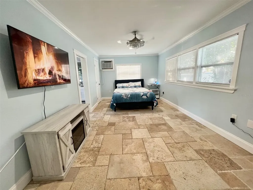 2963 Bahia Vista Street Sarasota FL 34239