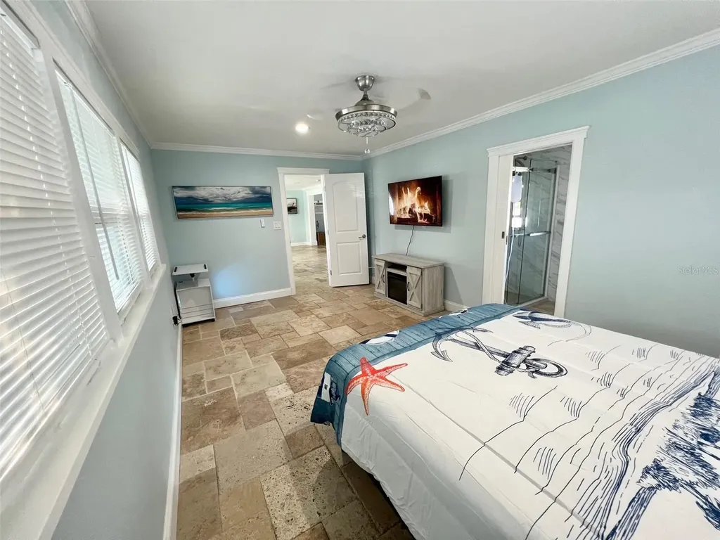 2963 Bahia Vista Street Sarasota FL 34239