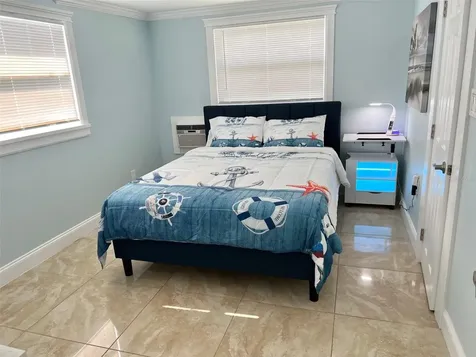 2963 Bahia Vista Street Sarasota FL 34239