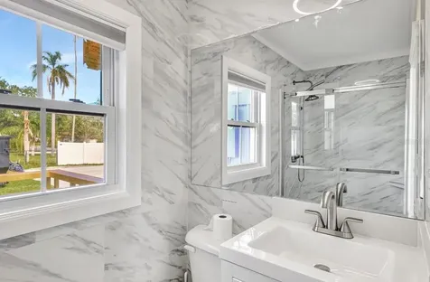 2963 Bahia Vista Street Sarasota FL 34239