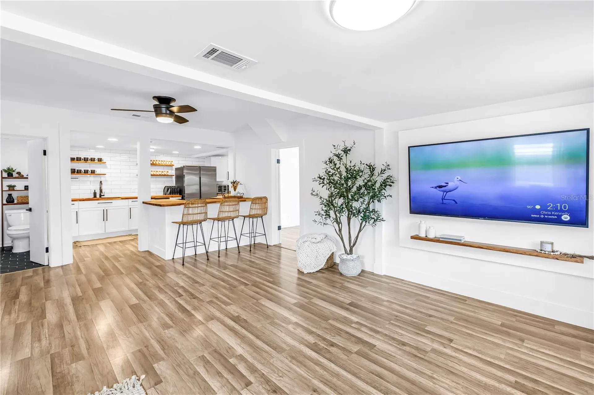 1537 39th Street S St Petersburg FL 33711