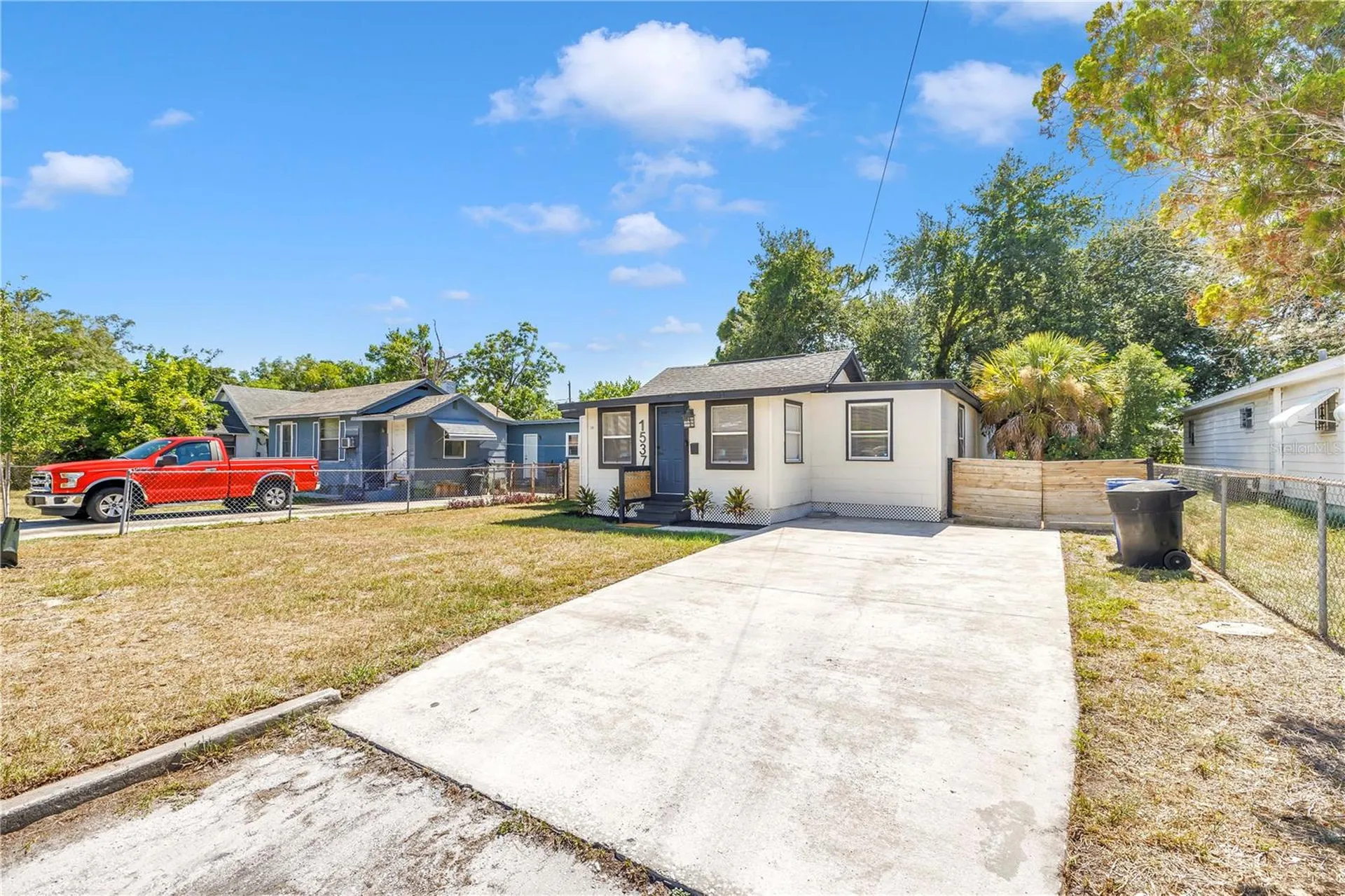 1537 39th Street S St Petersburg FL 33711