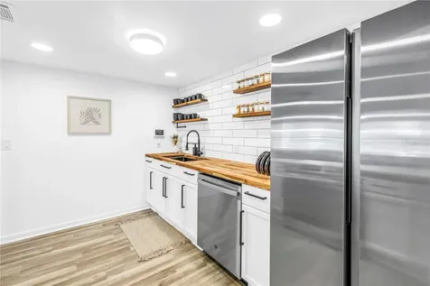 1537 39th Street S St Petersburg FL 33711