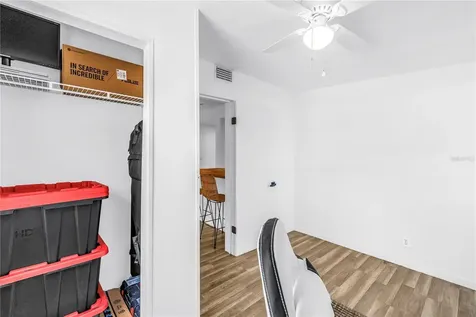 1537 39th Street S St Petersburg FL 33711