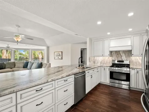 473 Lakeshore Drive Lake Mary FL 32746