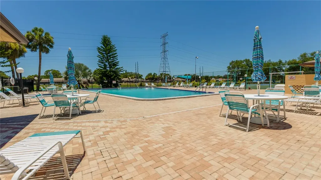 1207 11th Circle SE Largo FL 33771
