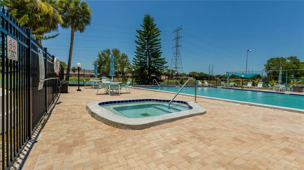 1207 11th Circle SE Largo FL 33771
