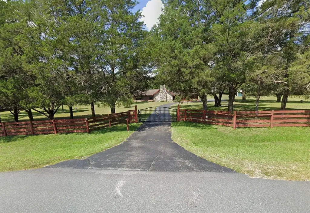 7 Meadow Wood Drive Ocala FL 34482