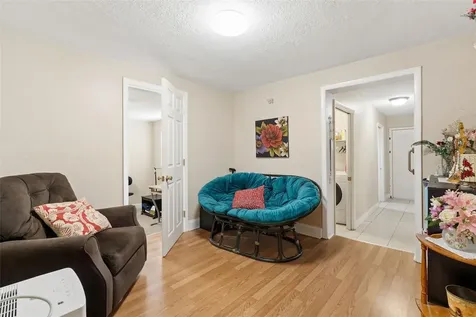 4530 72nd Avenue N Pinellas Park FL 33781