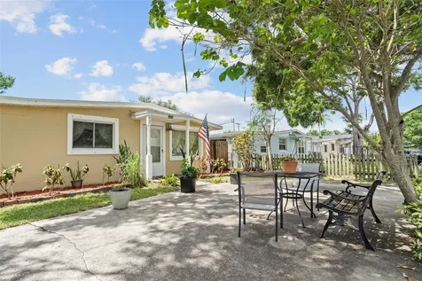 4530 72nd Avenue N Pinellas Park FL 33781