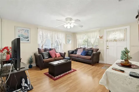 4530 72nd Avenue N Pinellas Park FL 33781