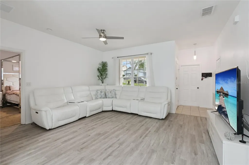 831 Leanore Lane Apopka FL 32712