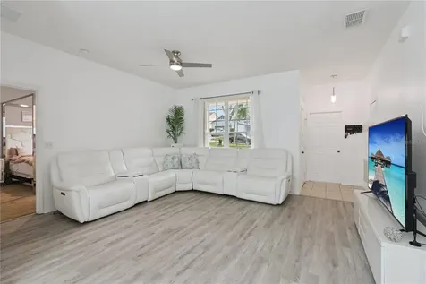 831 Leanore Lane Apopka FL 32712