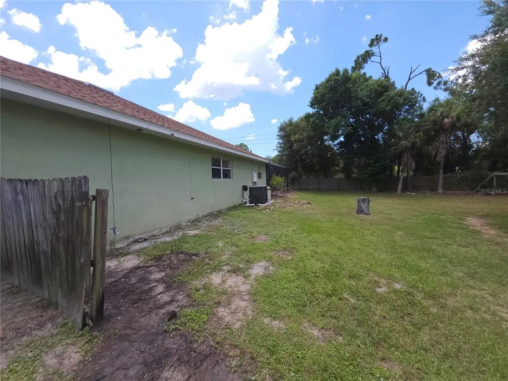 2289 Hattie Court North Port FL 34288
