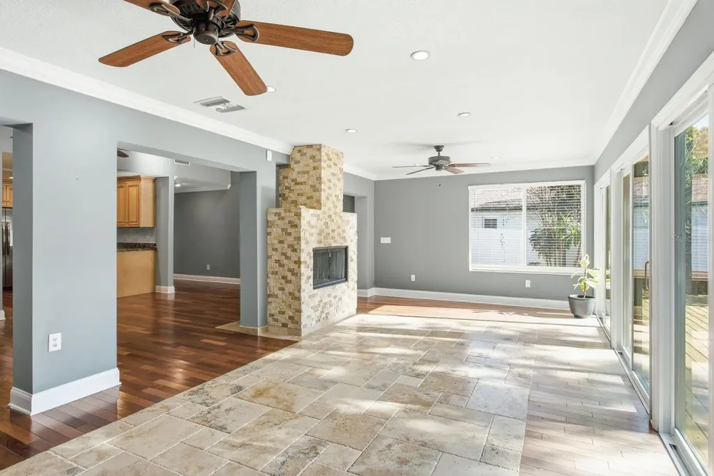 10907 Autumn Oak Place Tampa FL 33618