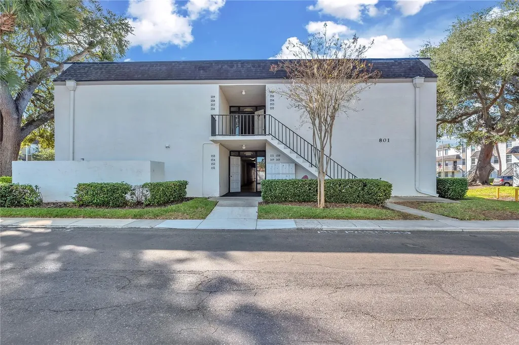 801 Russell Lane Brandon FL 33510