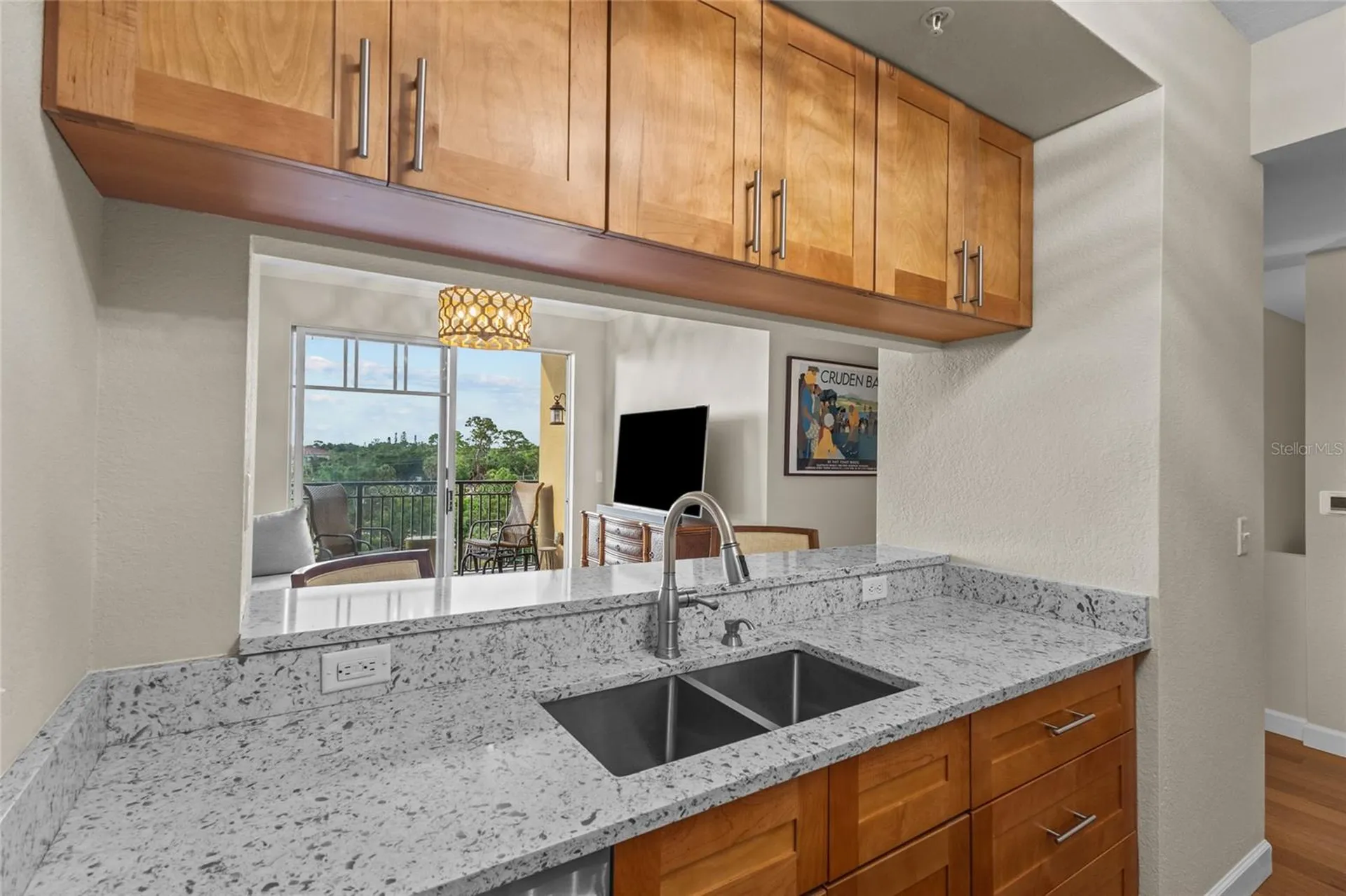 1064 N Tamiami Trail Sarasota FL 34236