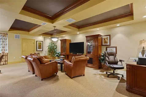 1064 N Tamiami Trail Sarasota FL 34236