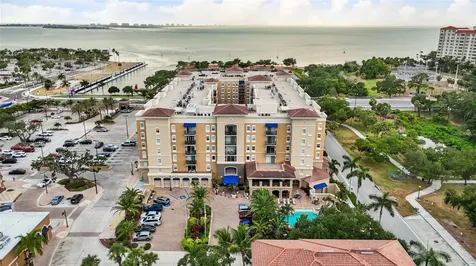 1064 N Tamiami Trail Sarasota FL 34236