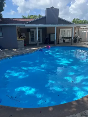 8015 Jackson Spring Tampa FL 33615