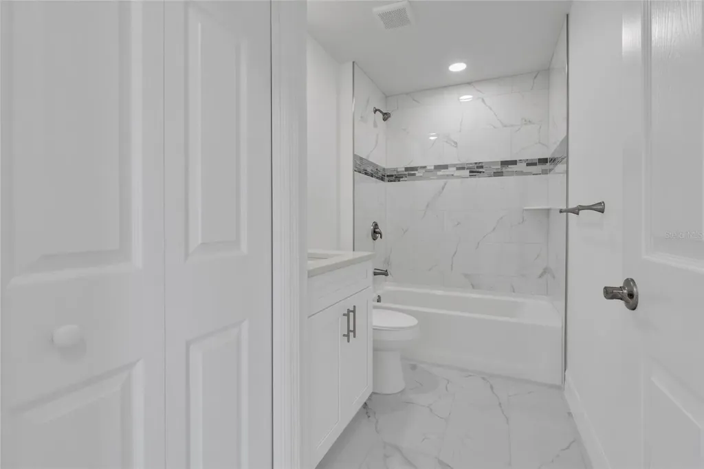 1157 NW 7th Avenue Cape Coral FL 33993