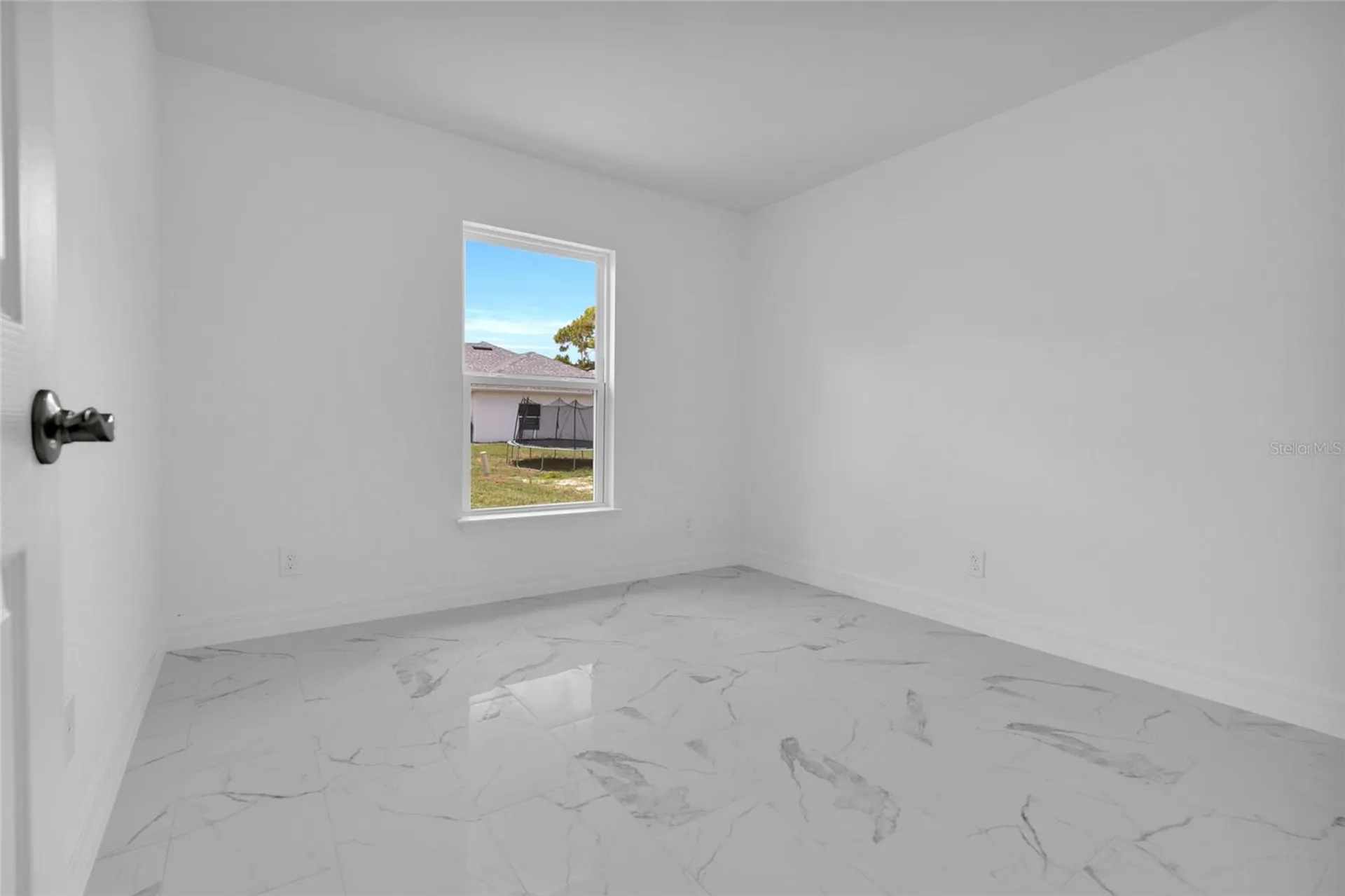 1157 NW 7th Avenue Cape Coral FL 33993