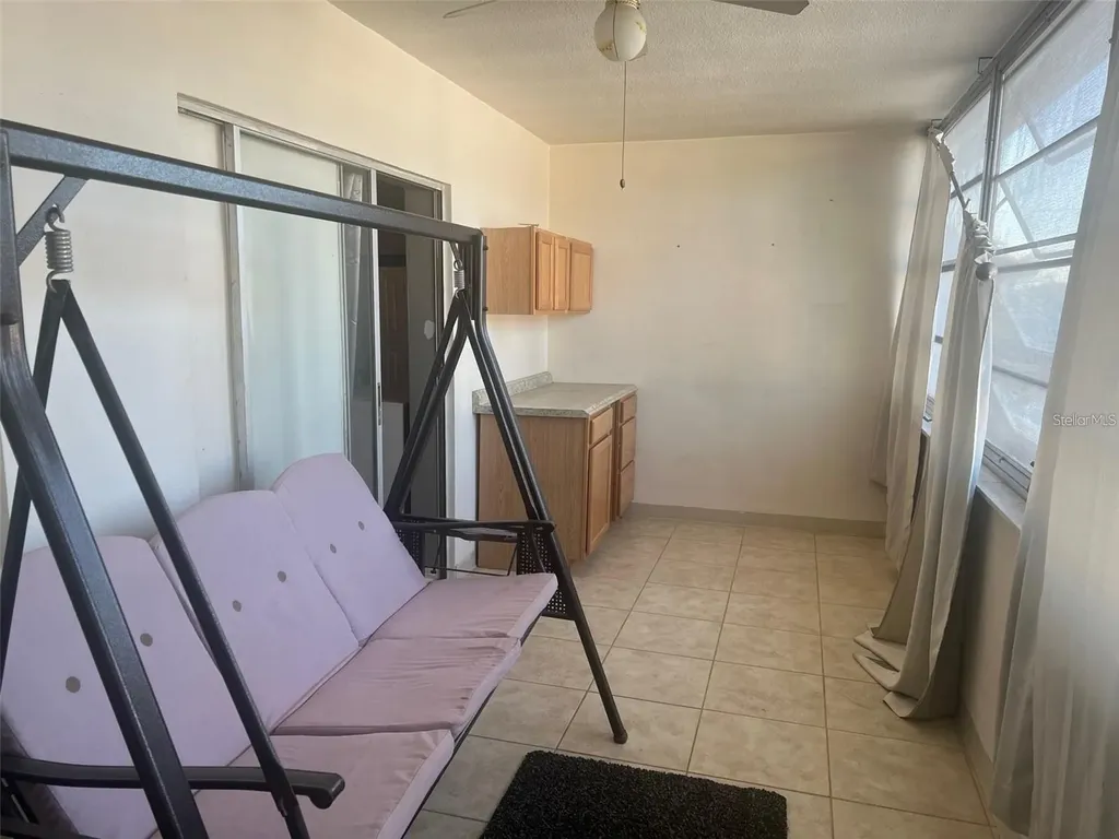 5155 9th Avenue N St Petersburg FL 33710
