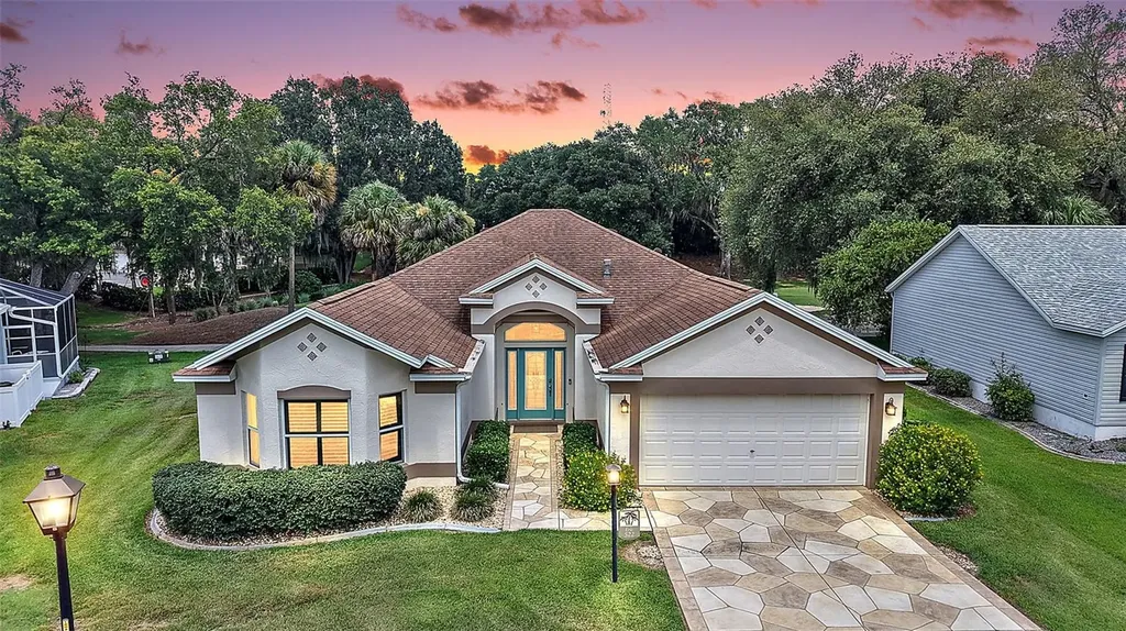 522 Loma Paseo Drive The Villages FL 32159
