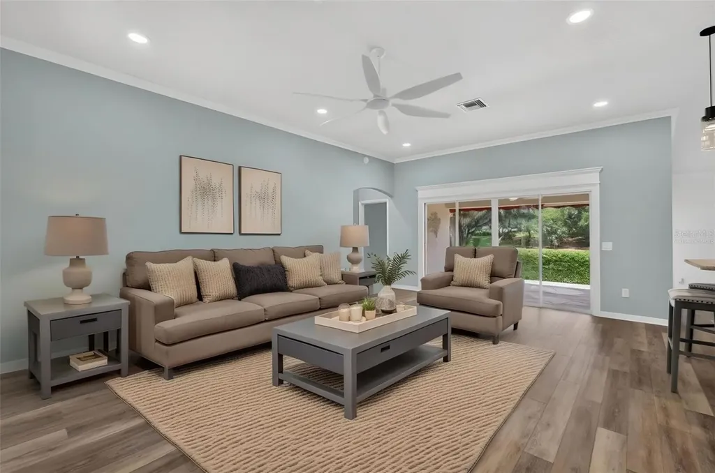 522 Loma Paseo Drive The Villages FL 32159