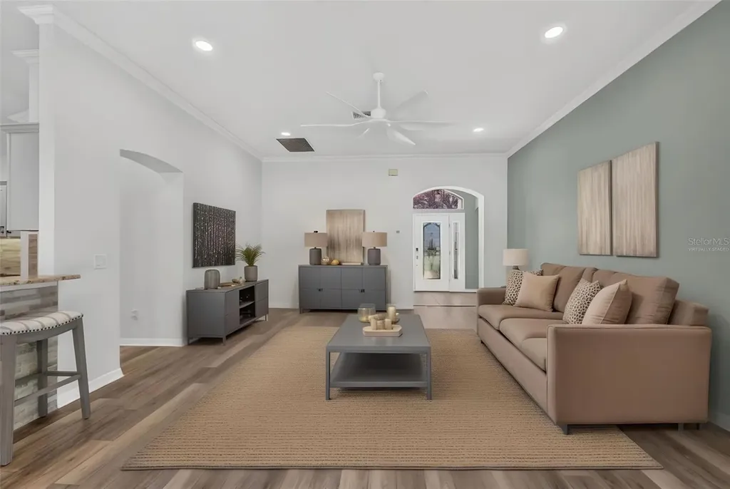 522 Loma Paseo Drive The Villages FL 32159