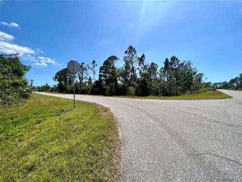 12143 Storke Avenue Port Charlotte FL 33981