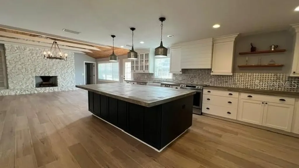 1117 NW 51st Terrace Gainesville FL 32605