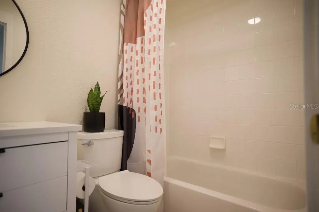 311 Reeves Street Kissimmee FL 34747