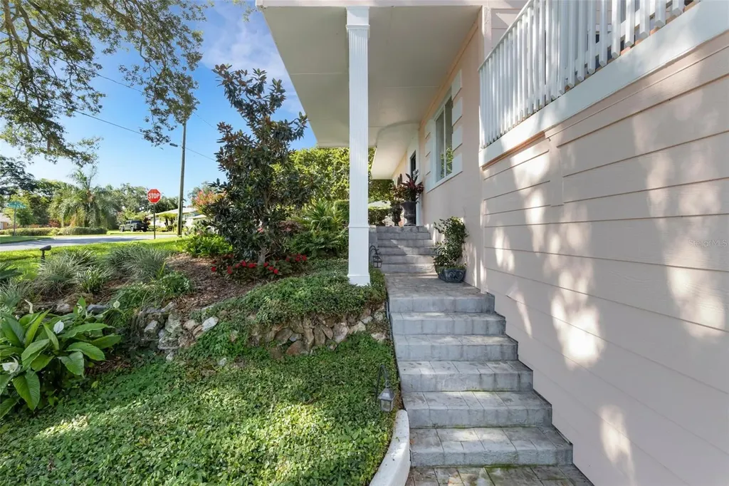 2015 E Beacon By Way Lakeland FL 33803