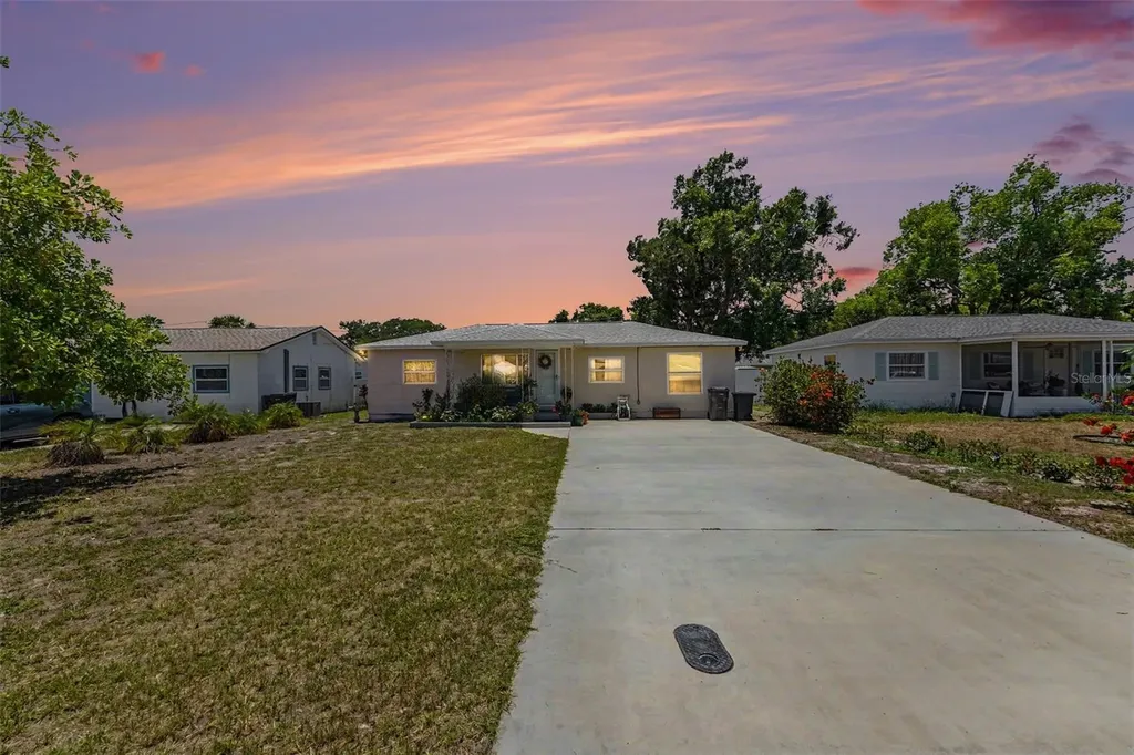 4540 53rd Avenue N St Petersburg FL 33714