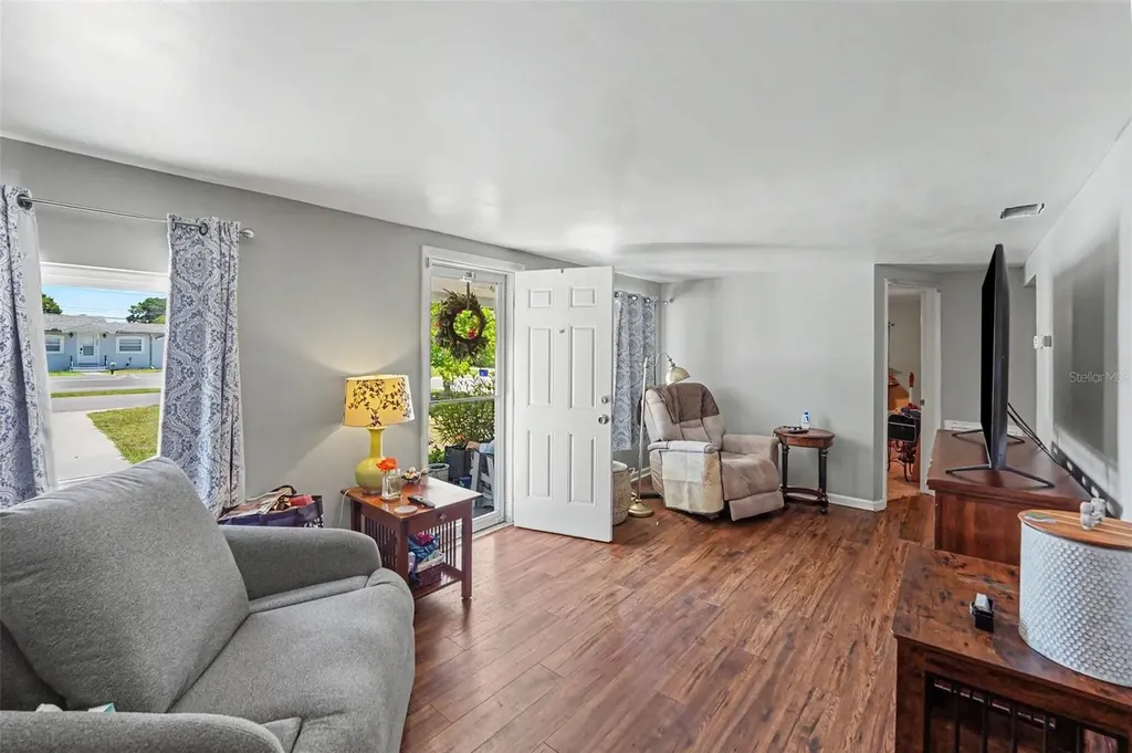 4540 53rd Avenue N St Petersburg FL 33714