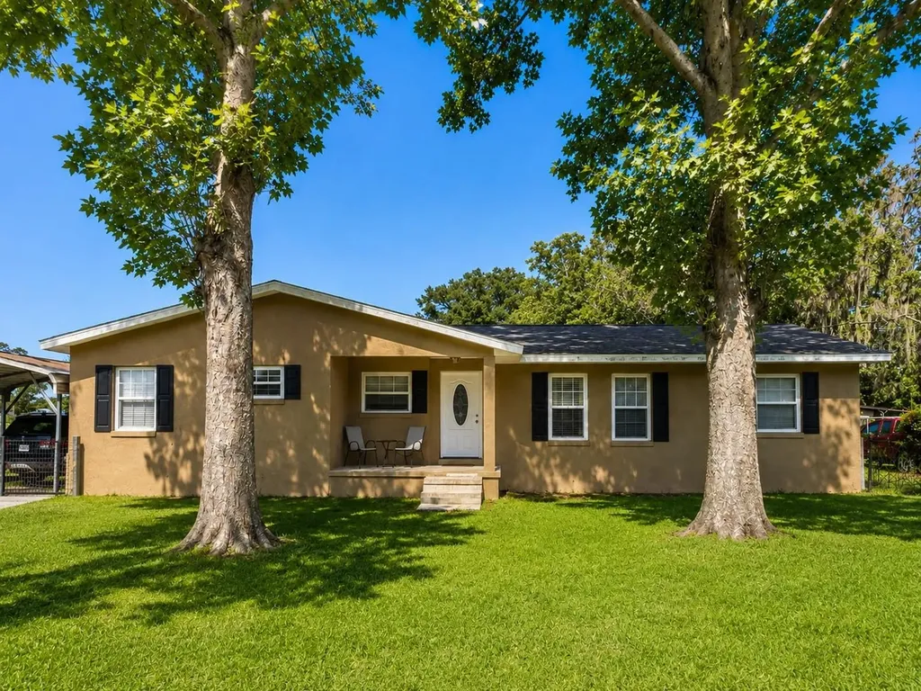9390 NE 16th Terrace Anthony FL 32617