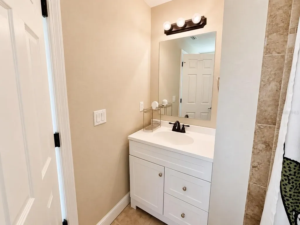 9390 NE 16th Terrace Anthony FL 32617