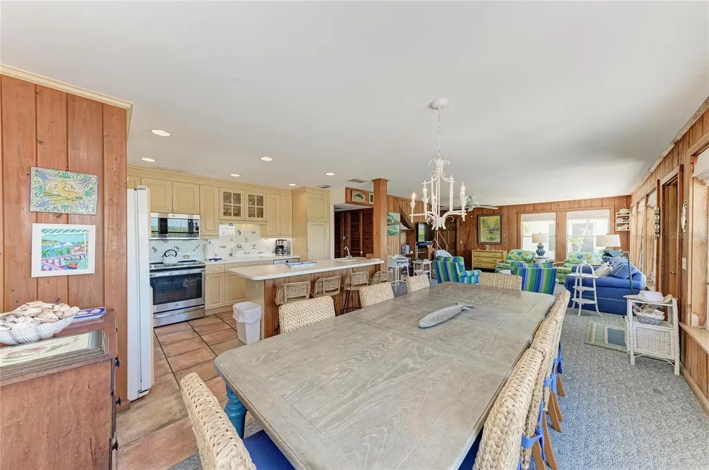 102 Palmetto Avenue Anna Maria FL 34216