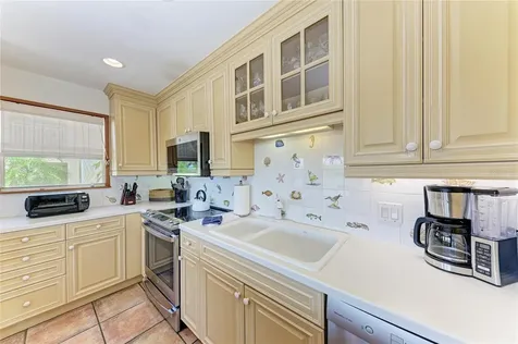 102 Palmetto Avenue Anna Maria FL 34216