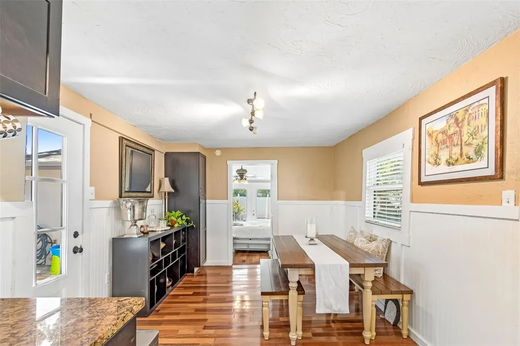 4601 16th Avenue N St Petersburg FL 33713