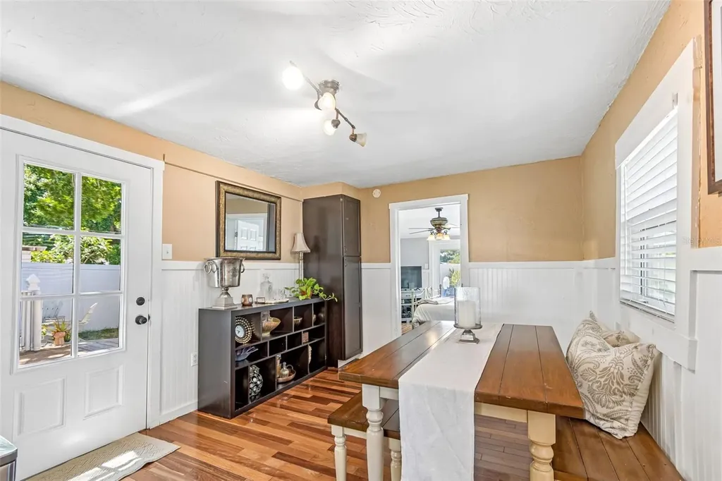 4601 16th Avenue N St Petersburg FL 33713