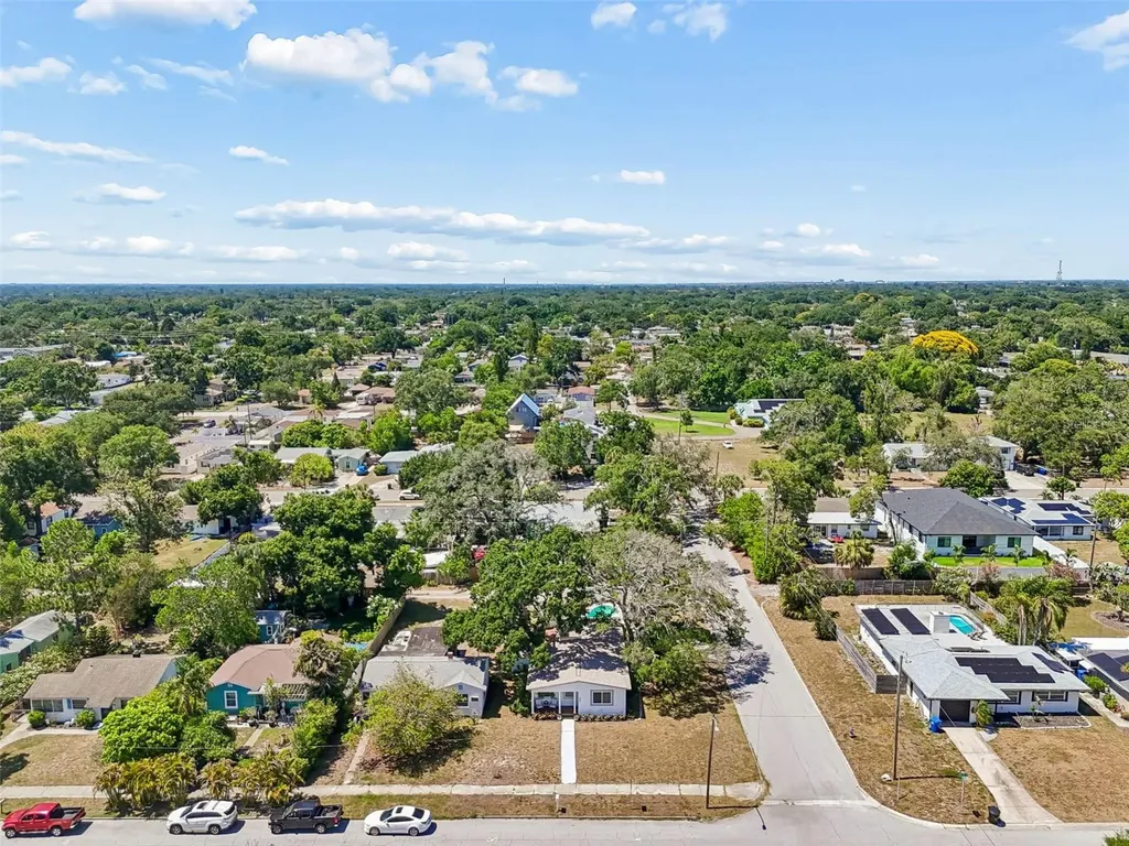 4601 16th Avenue N St Petersburg FL 33713