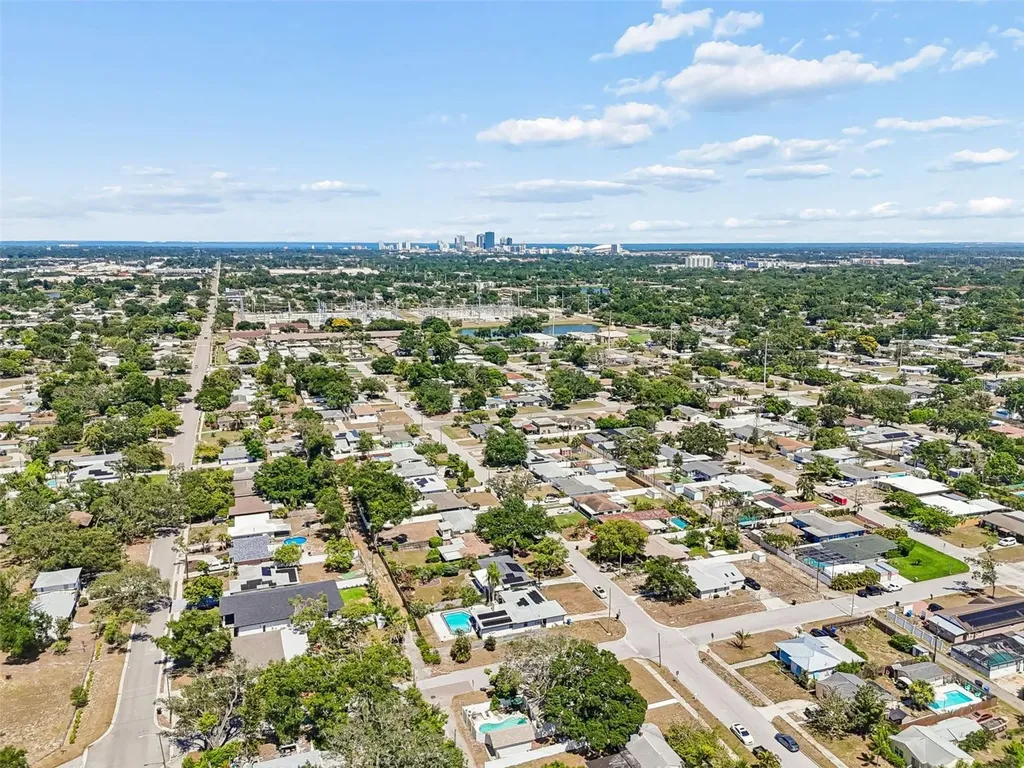 4601 16th Avenue N St Petersburg FL 33713