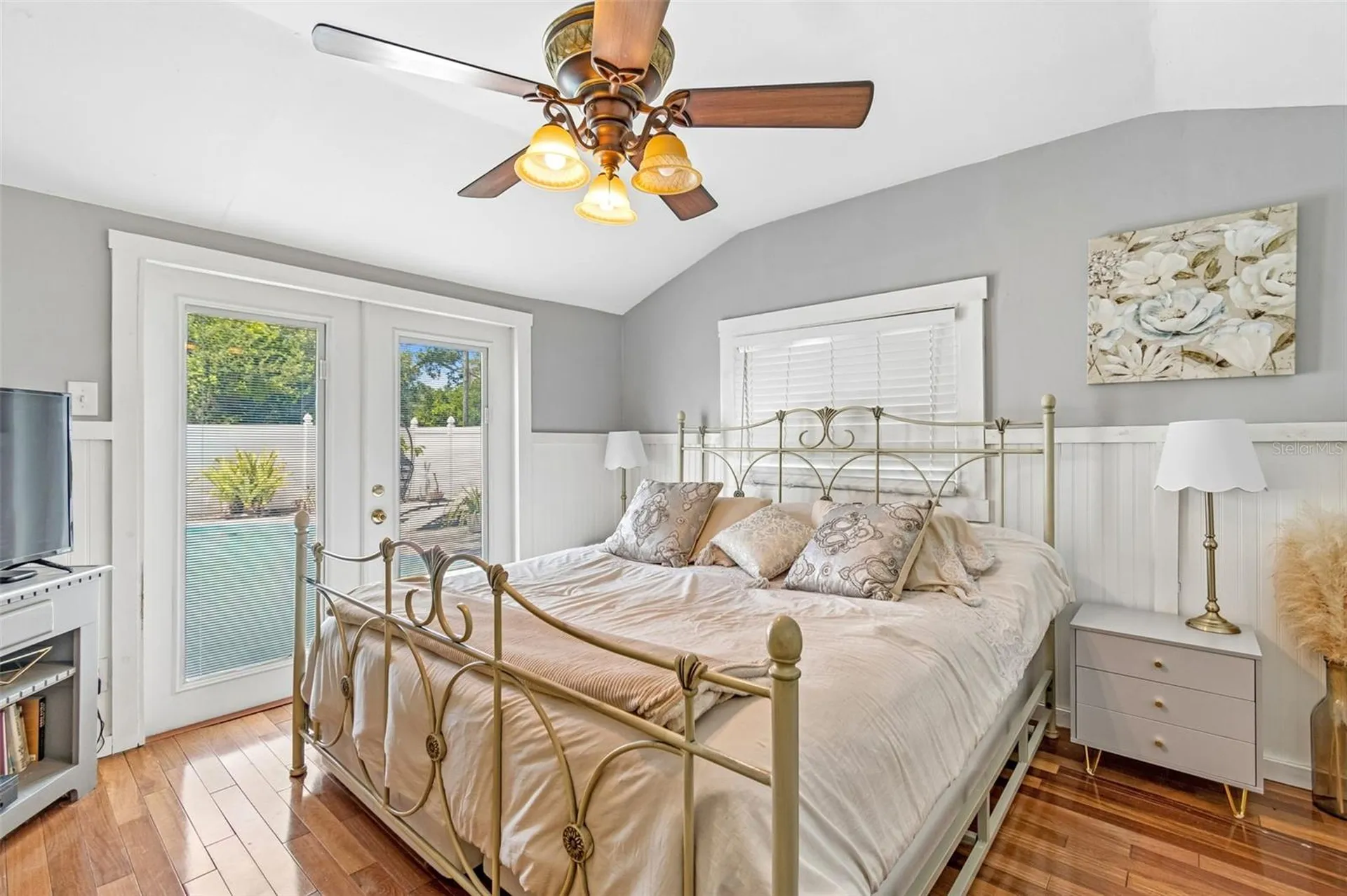 4601 16th Avenue N St Petersburg FL 33713