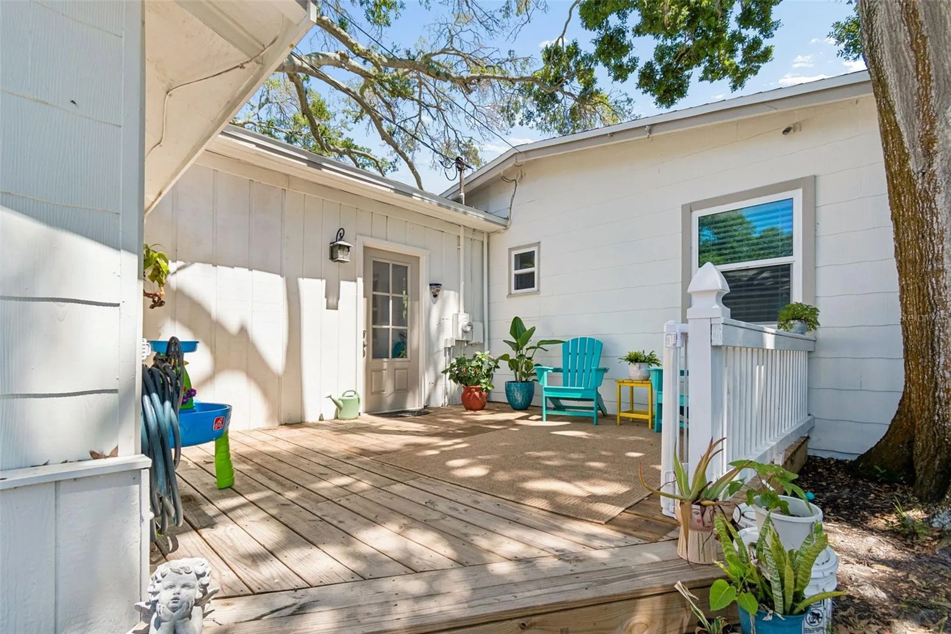 4601 16th Avenue N St Petersburg FL 33713