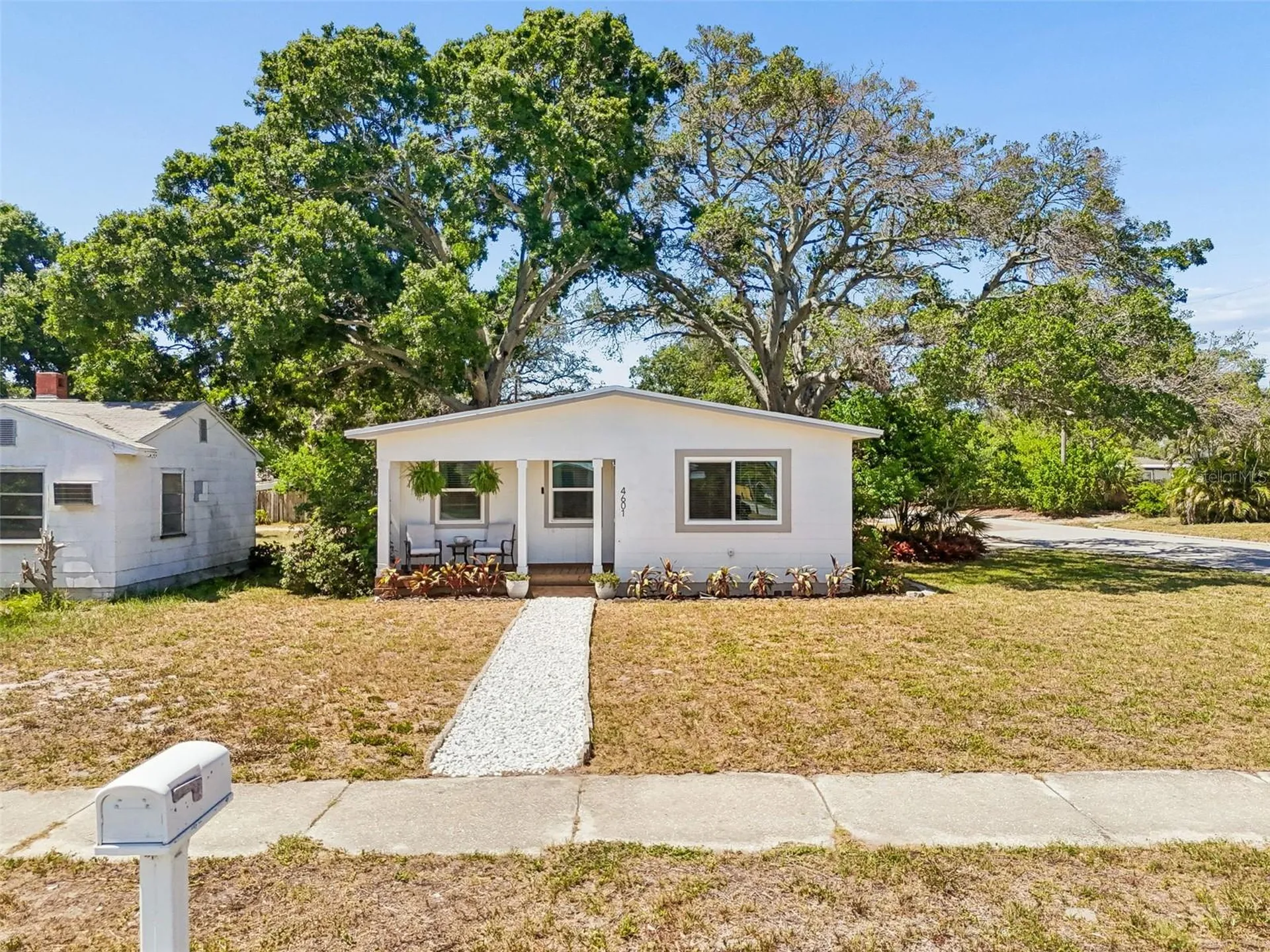 4601 16th Avenue N St Petersburg FL 33713