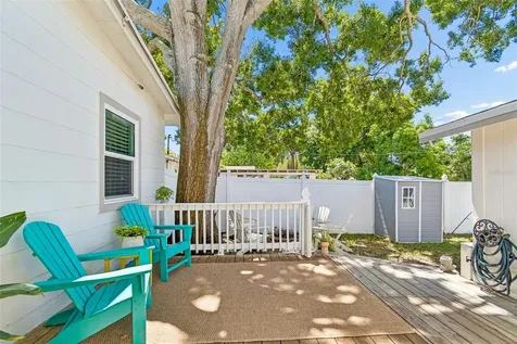 4601 16th Avenue N St Petersburg FL 33713