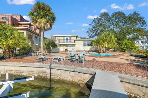2605 S Beach Drive Tampa FL 33629