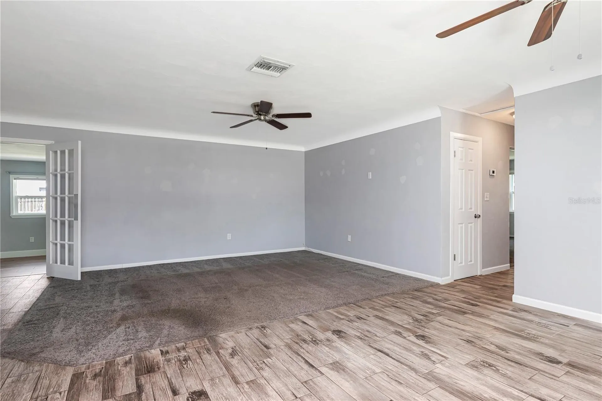 2445 60th Way N St Petersburg FL 33710